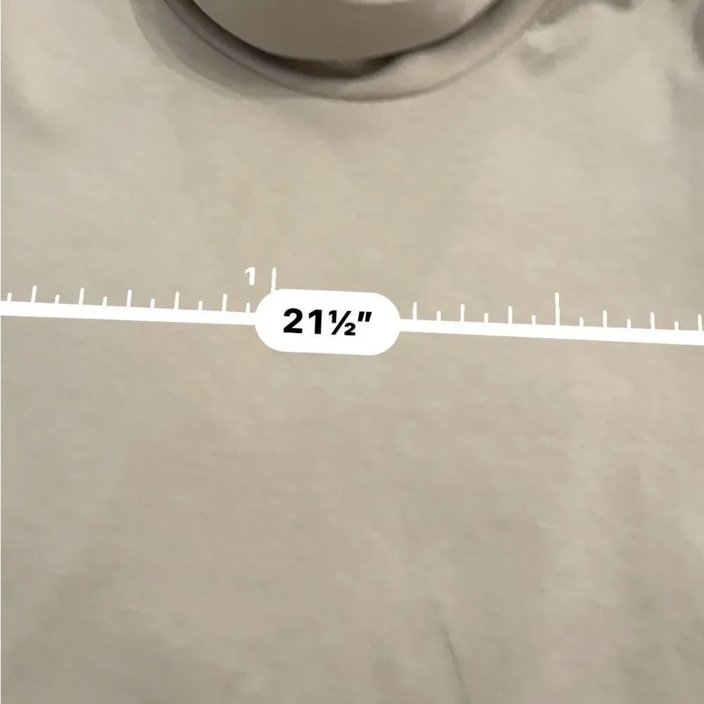 Addison Bay everyday cream turtleneck top size Med- excellent condition